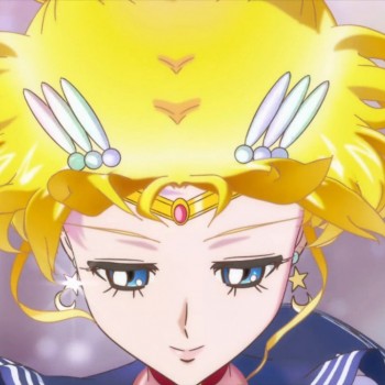Белые украшения в аниме Sailor Moon Crystal