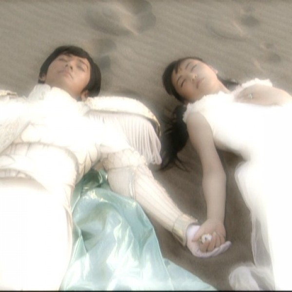 usagi-fights-with-metalia-live-action-003.jpg